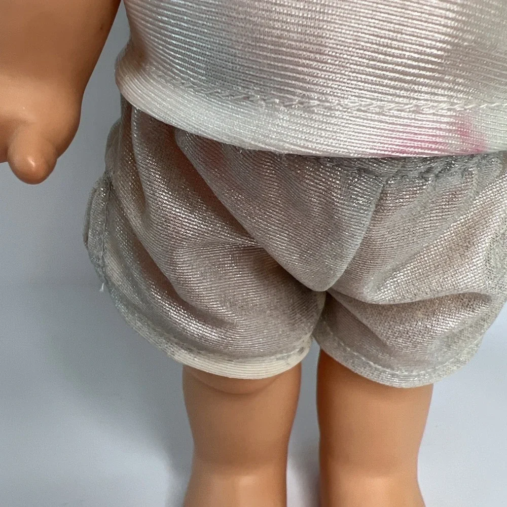 Vintage 1990 Galoob Baby Face So Surprised Suzie #2 Blue Eyes Silver Outfit